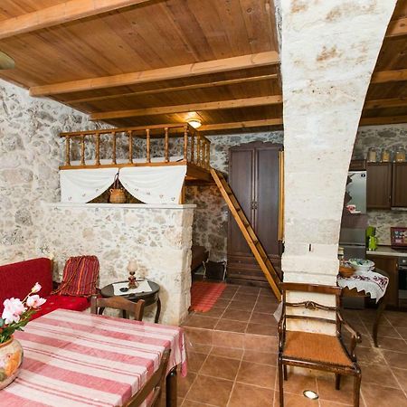 Irini΄S House Villa Alonai Exteriör bild